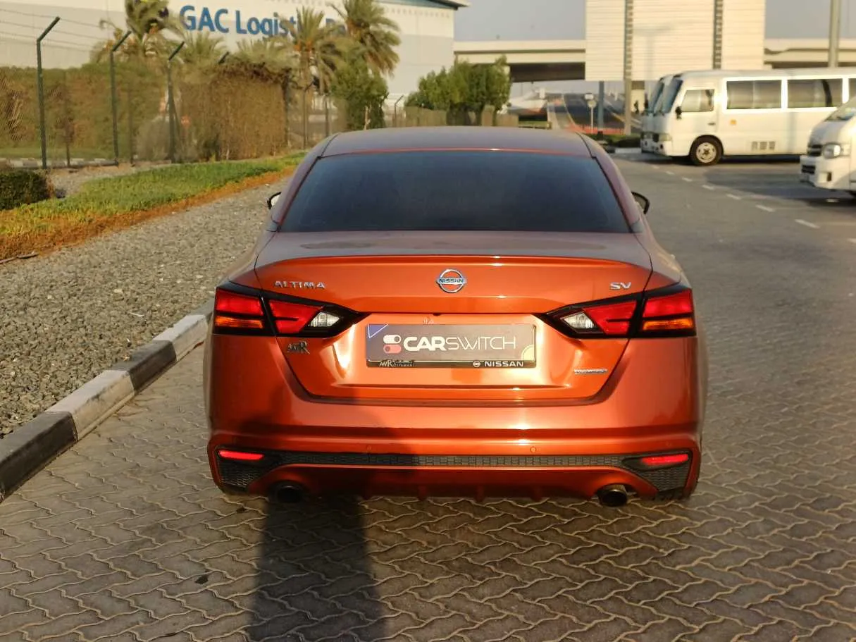 Car image 6