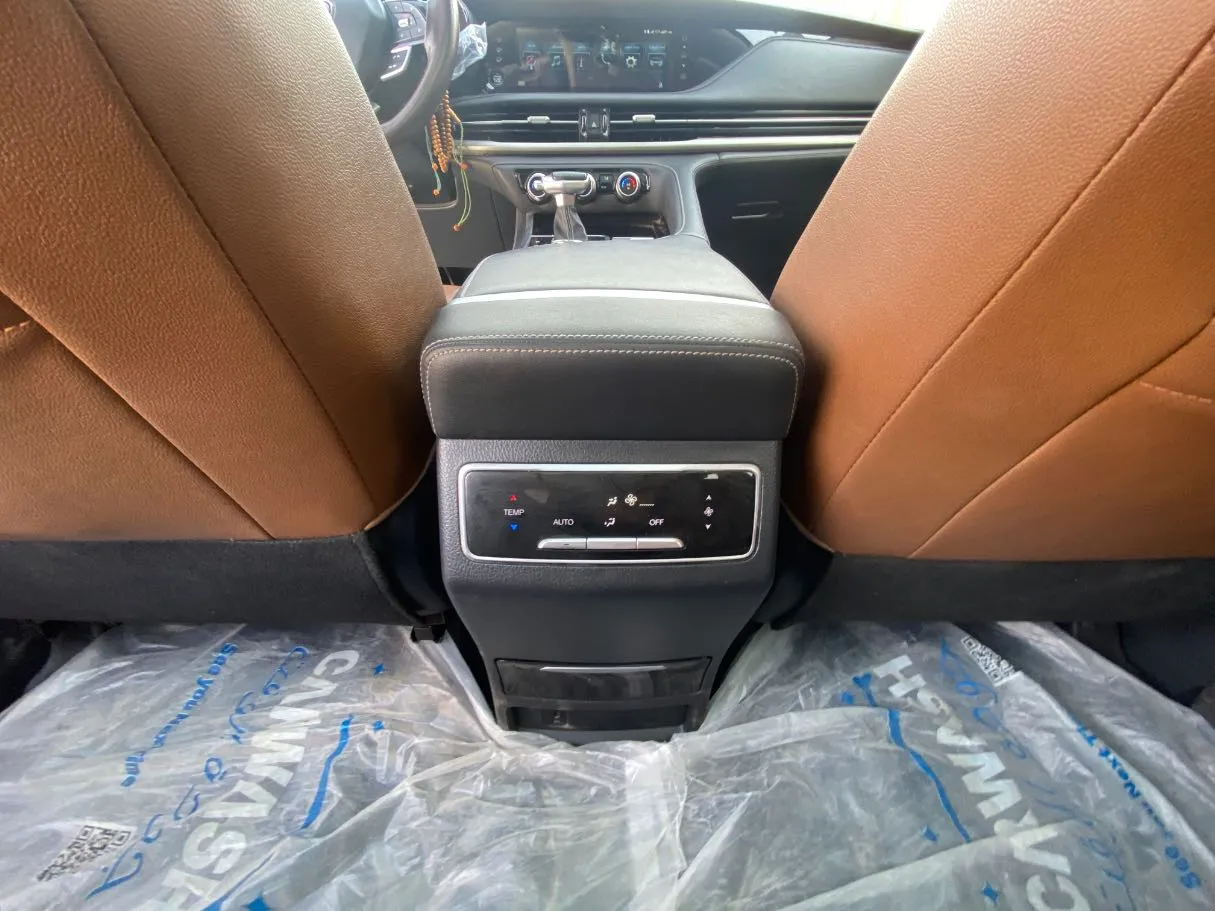 Car image 29