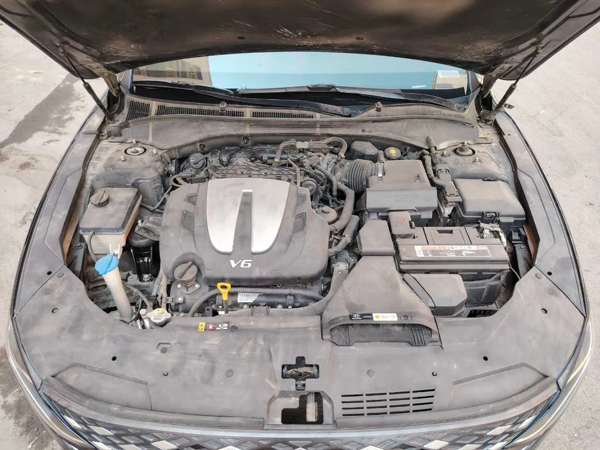 Car image 37