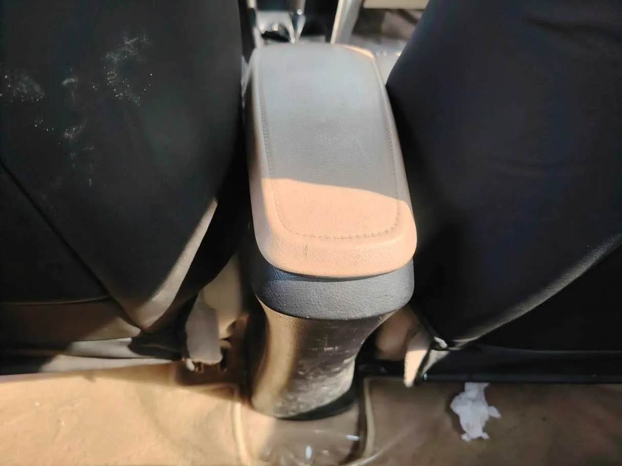 Car image 39