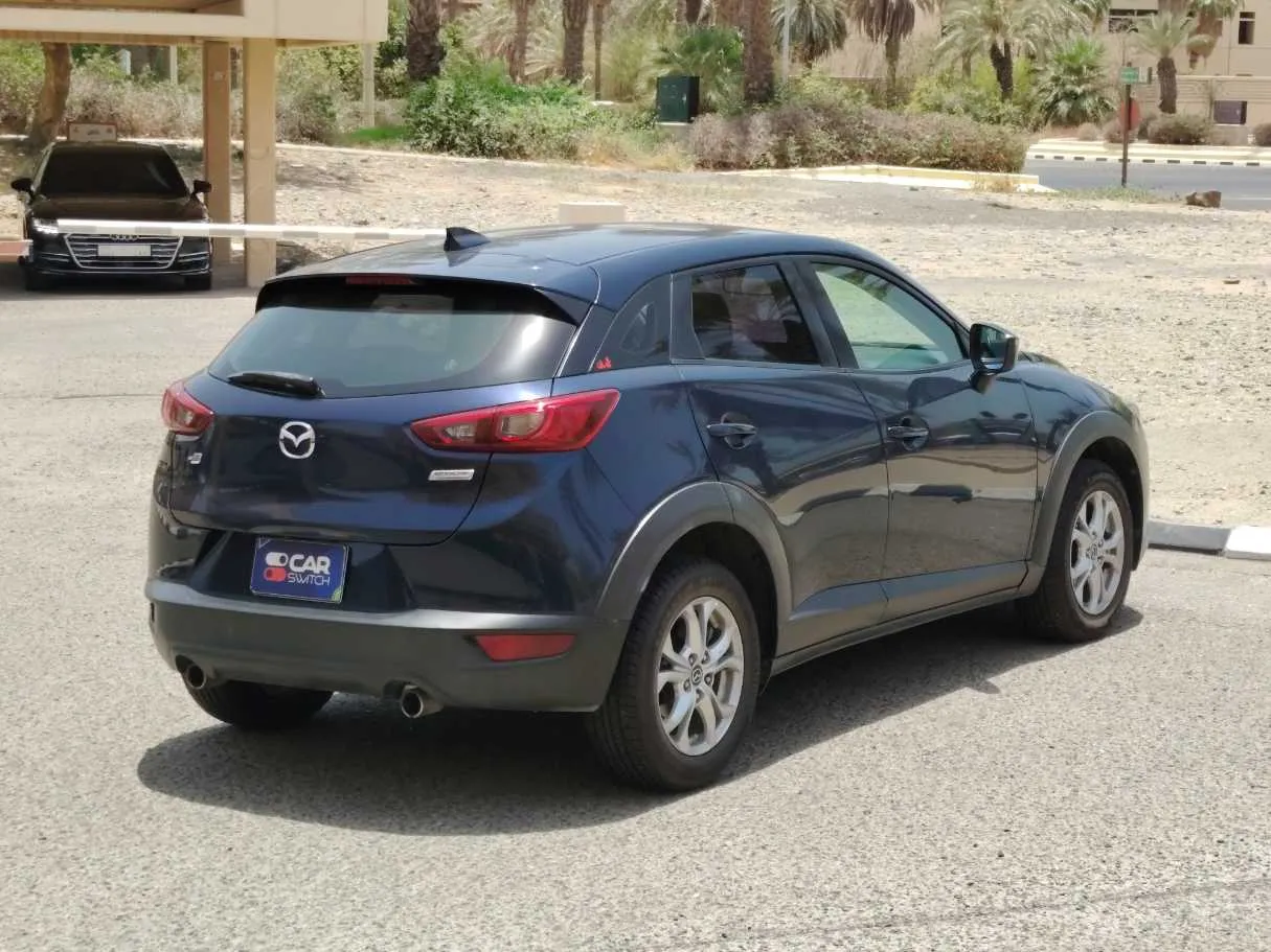 Car image 5