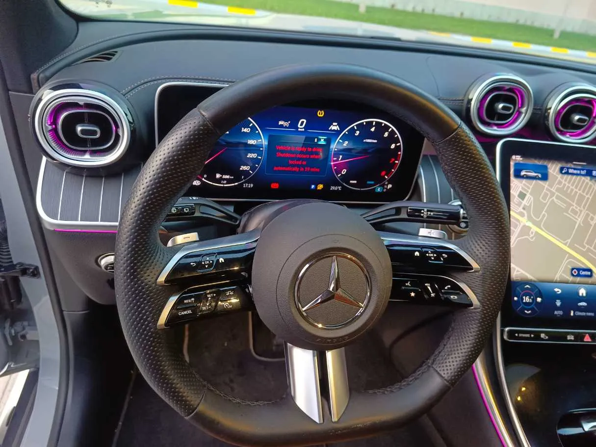 Car image 23