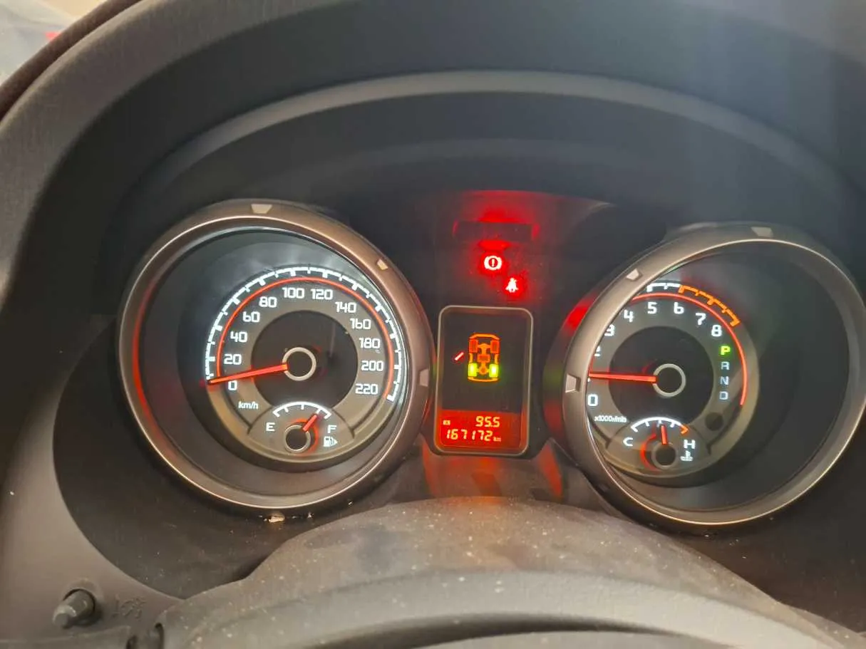 Car image 18