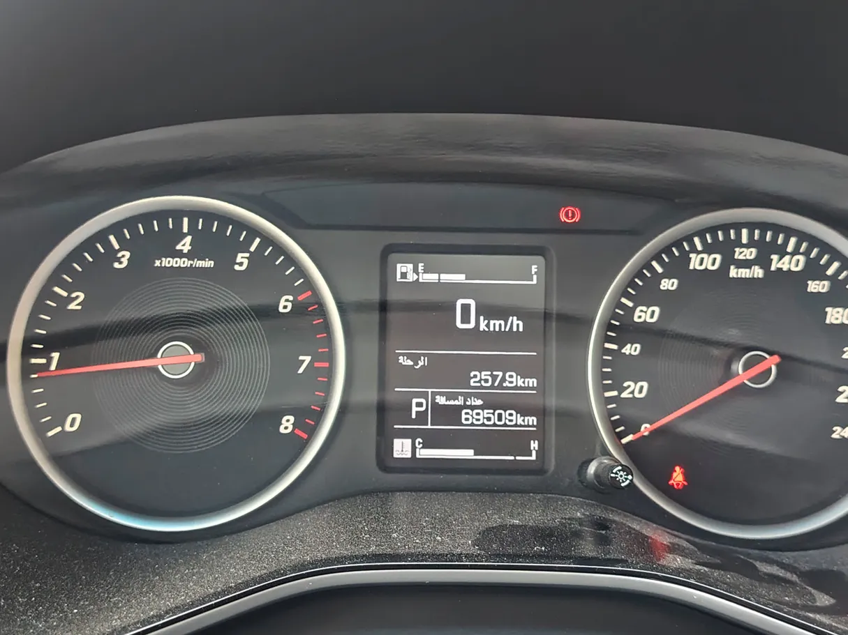 Car image 26