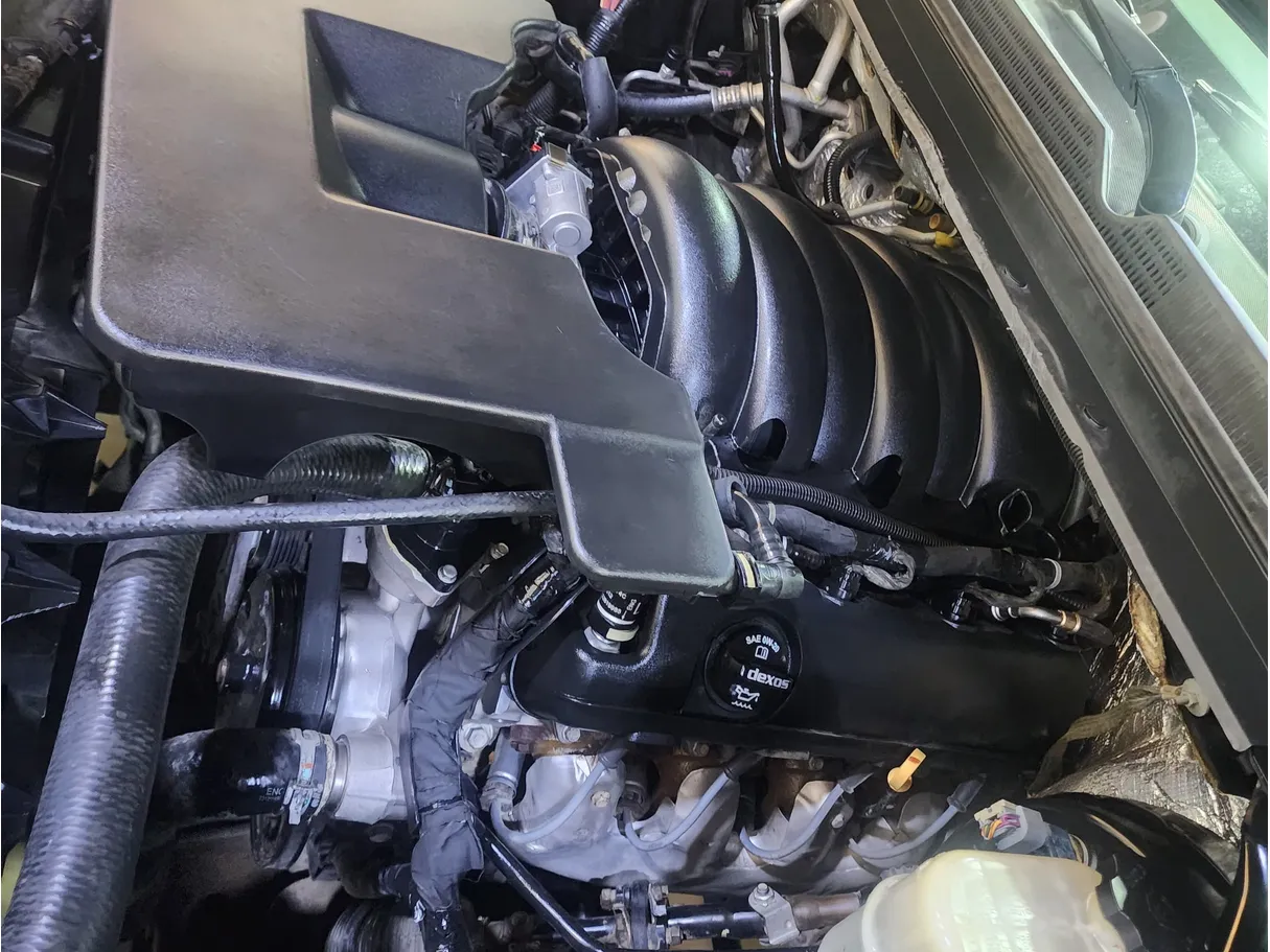 Car image 9
