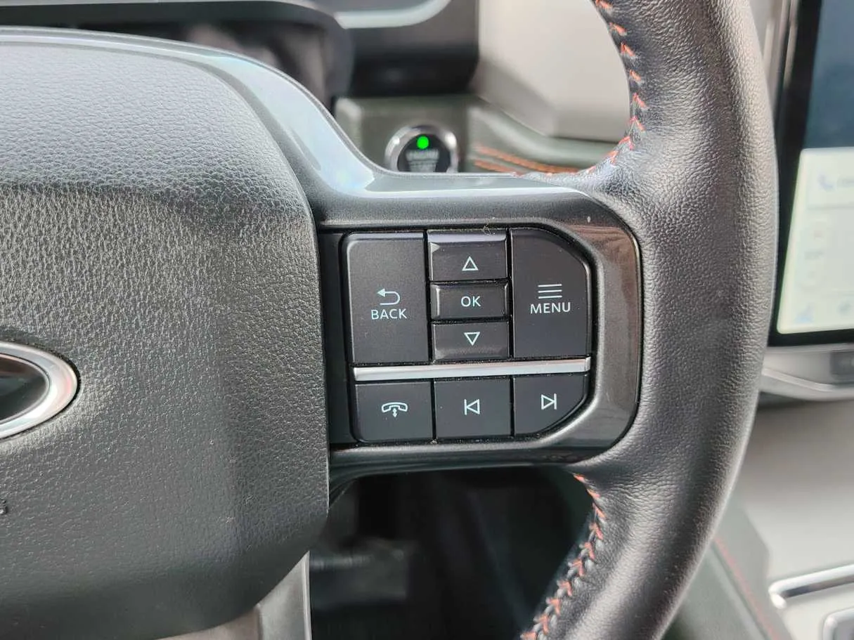 Car image 29