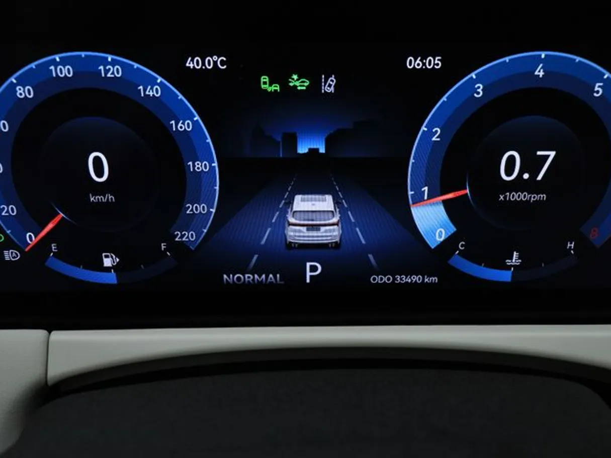 Car image 6