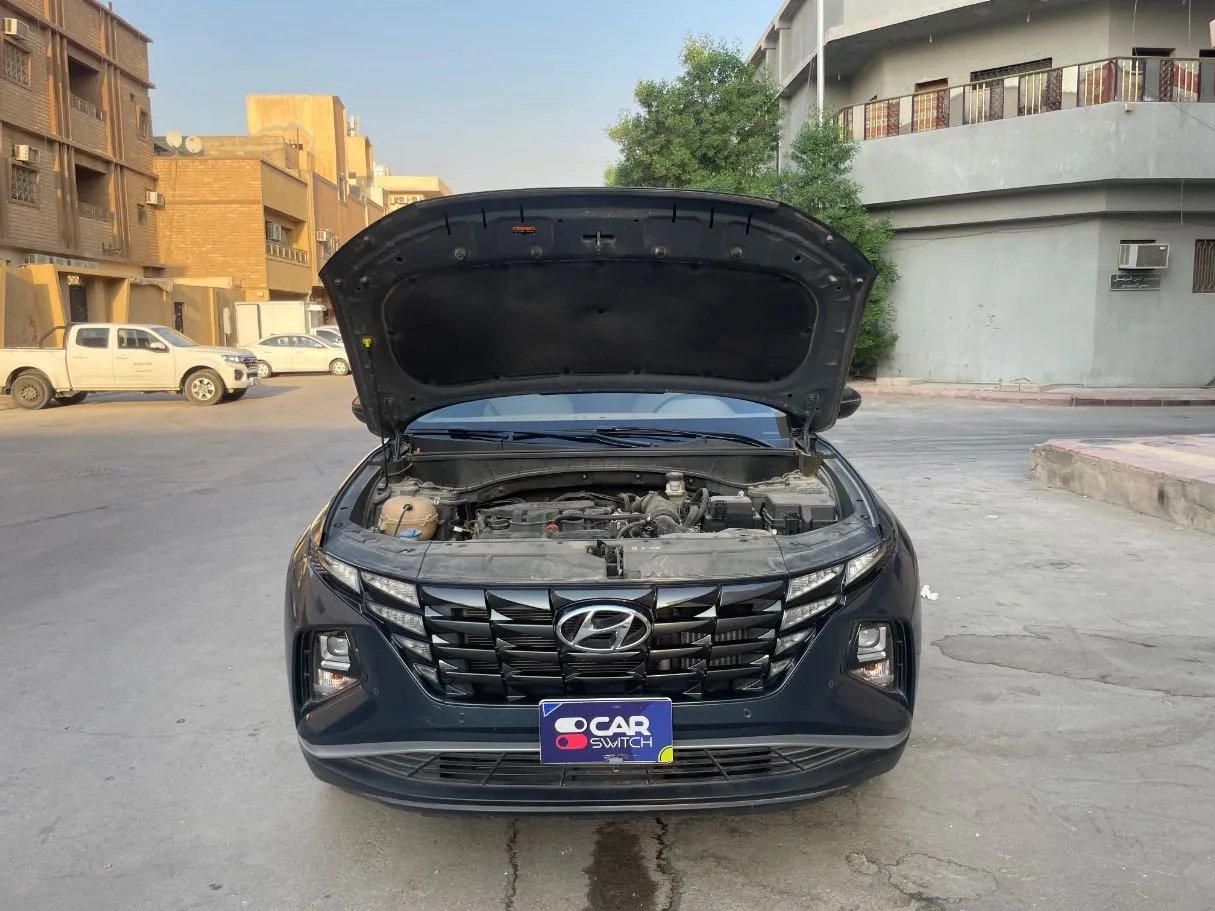 Car image 23
