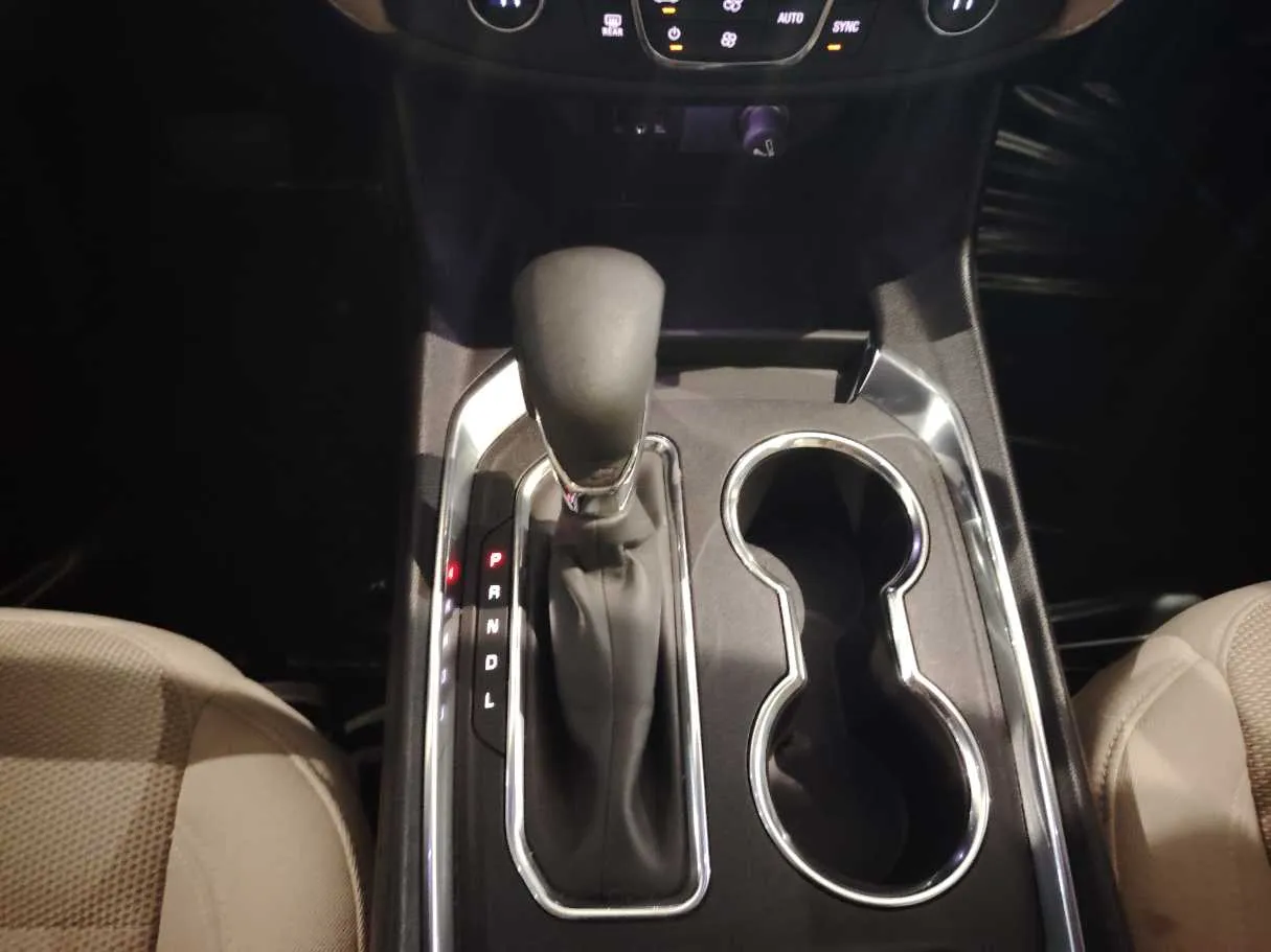 Car image 22