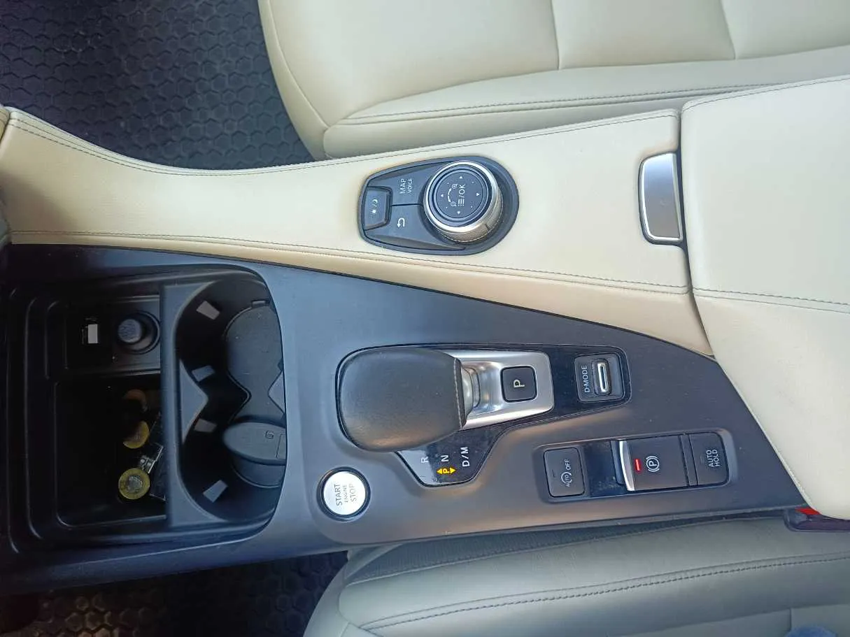 Car image 28