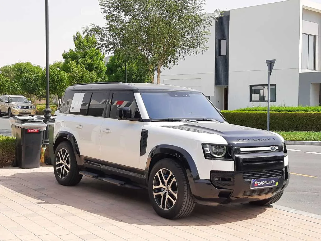 Car image 3