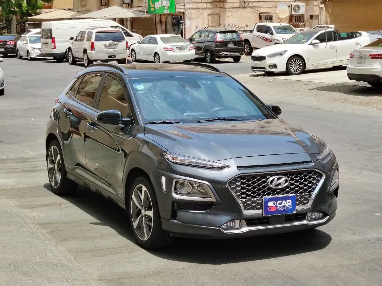 Car image 3