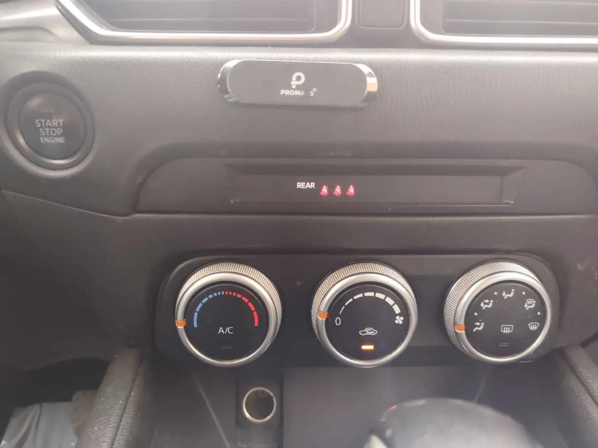 Car image 22