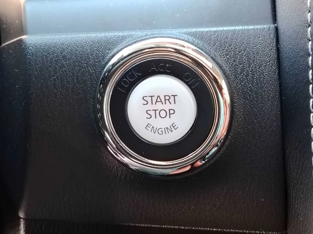 Car image 29