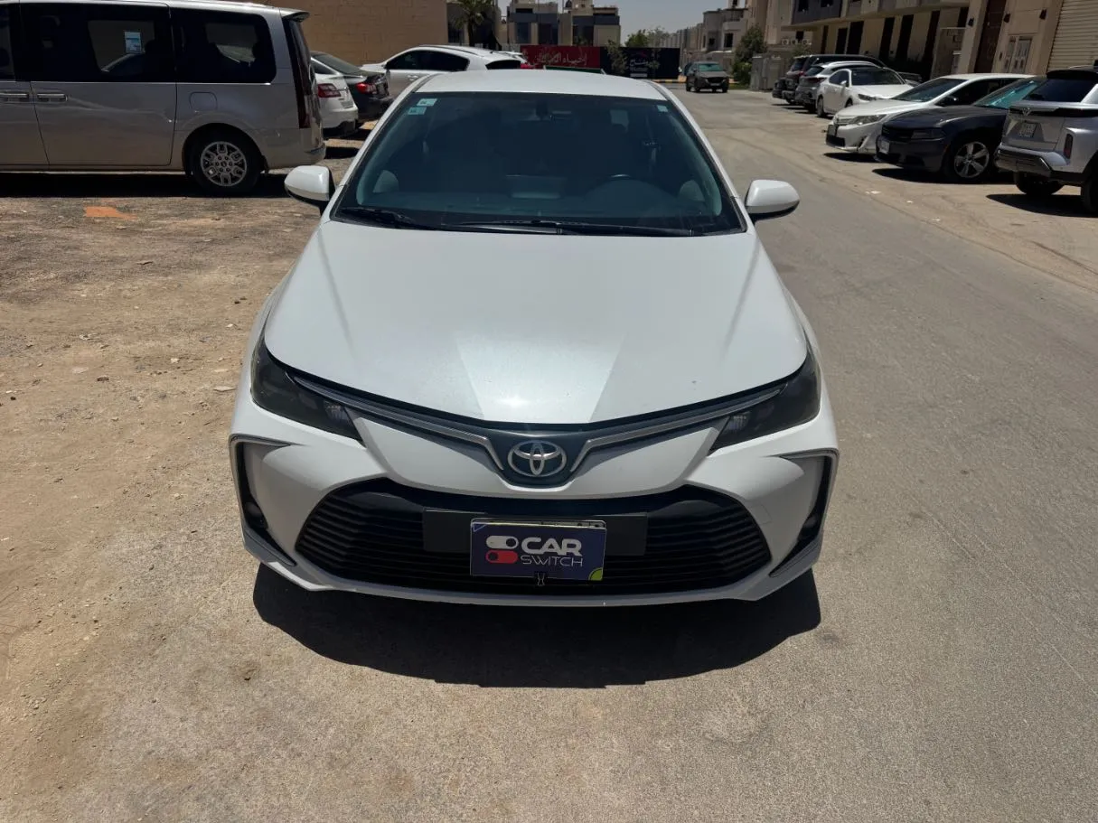 Car image 2