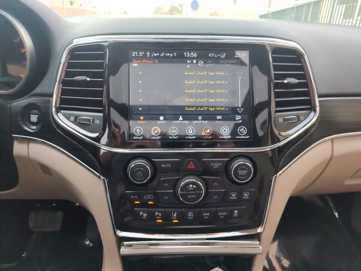 Car image 23