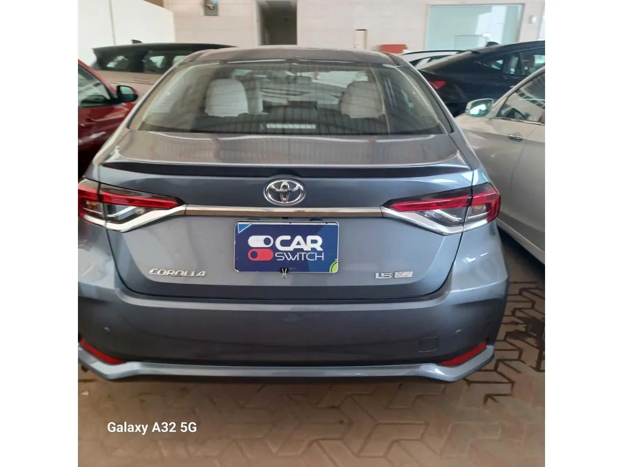 Car image 6