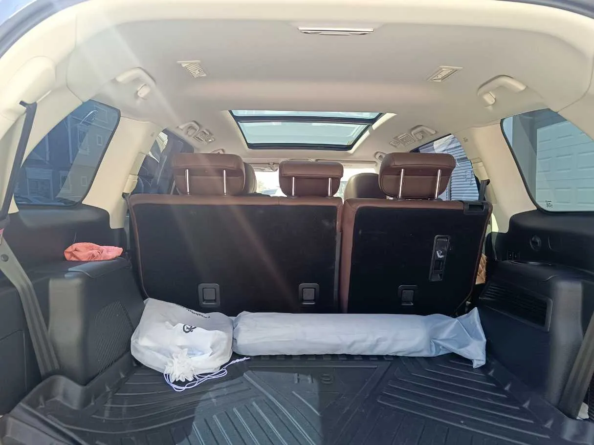 Car image 32