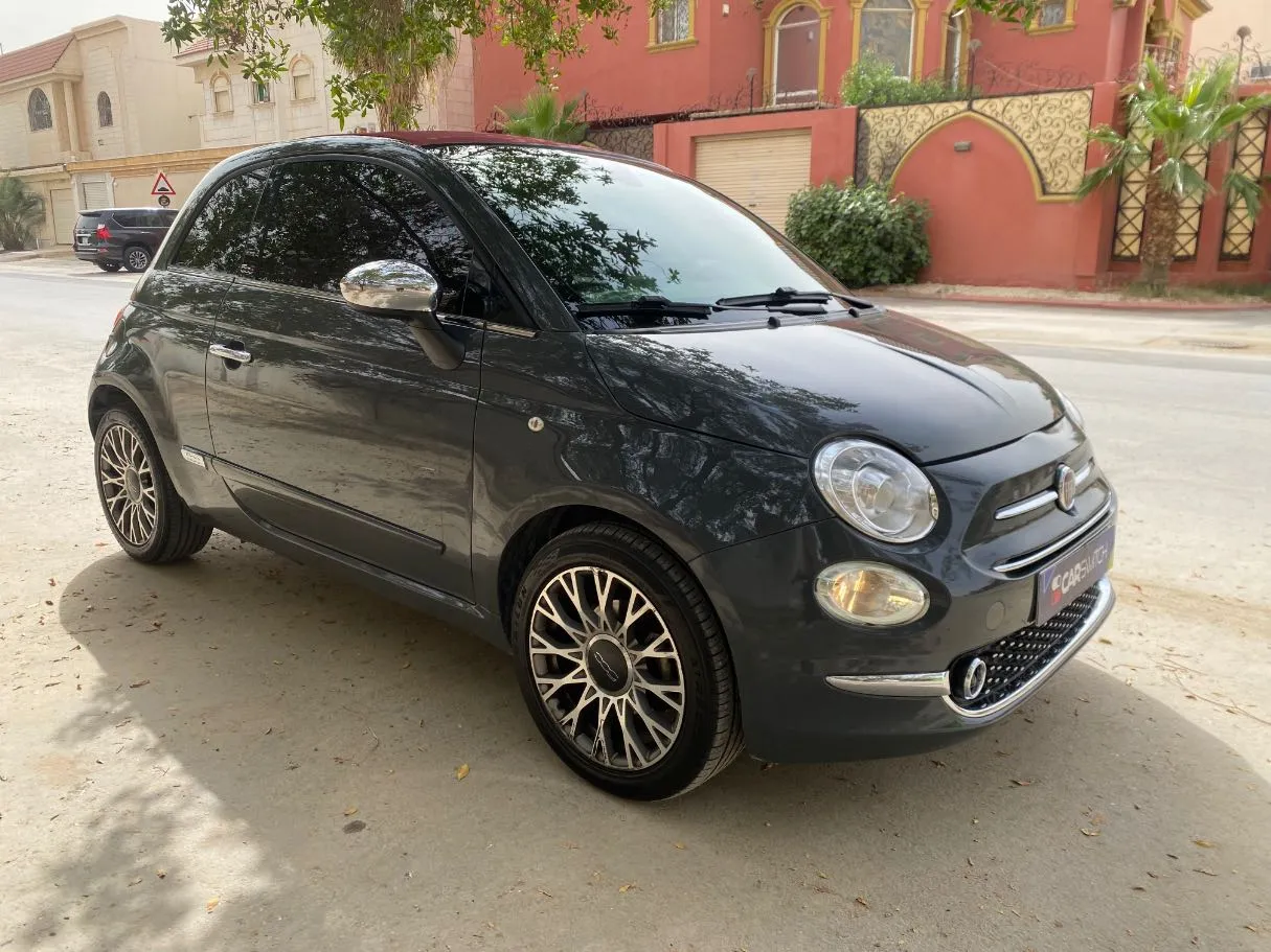 Car image 3