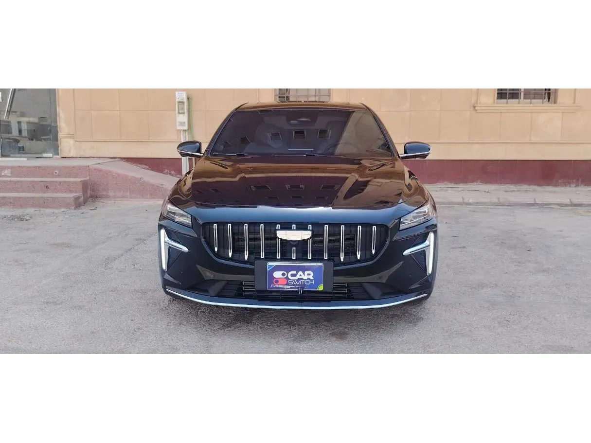 Car image 2