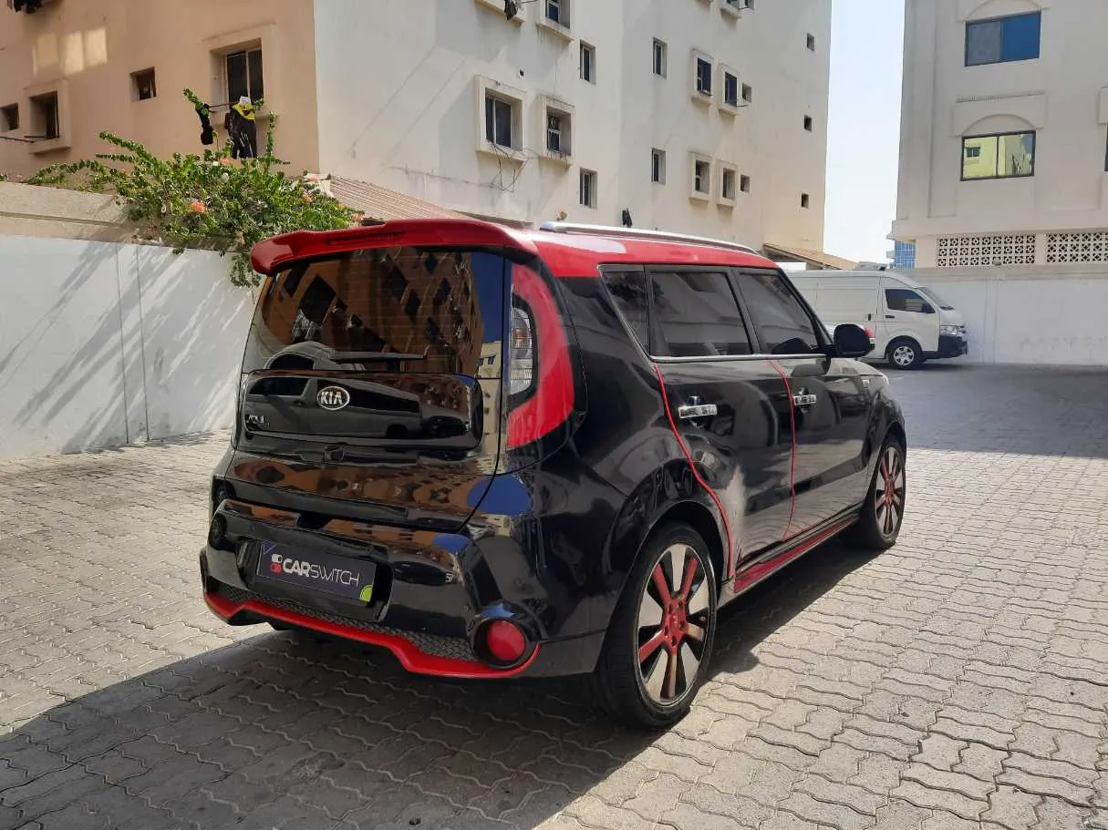 Car image 5