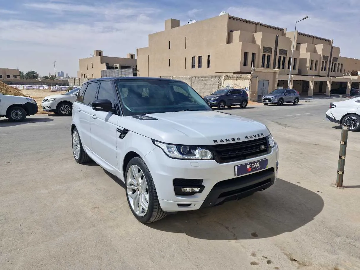 Car image 3