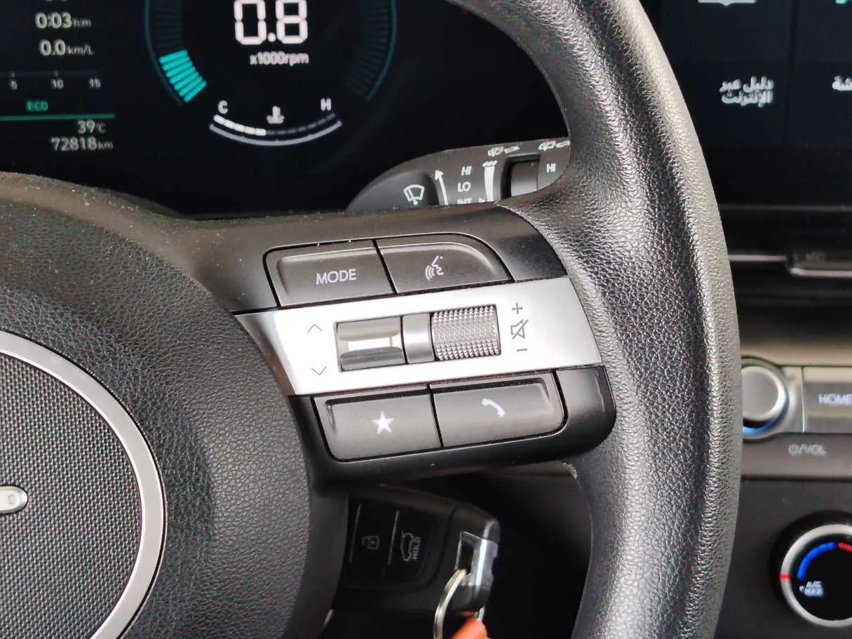 Car image 23