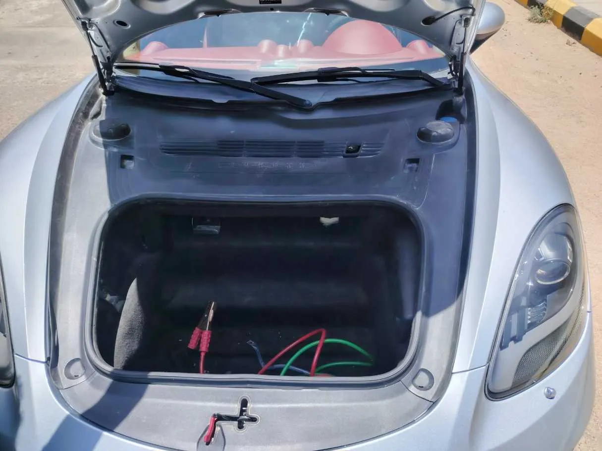 Car image 26