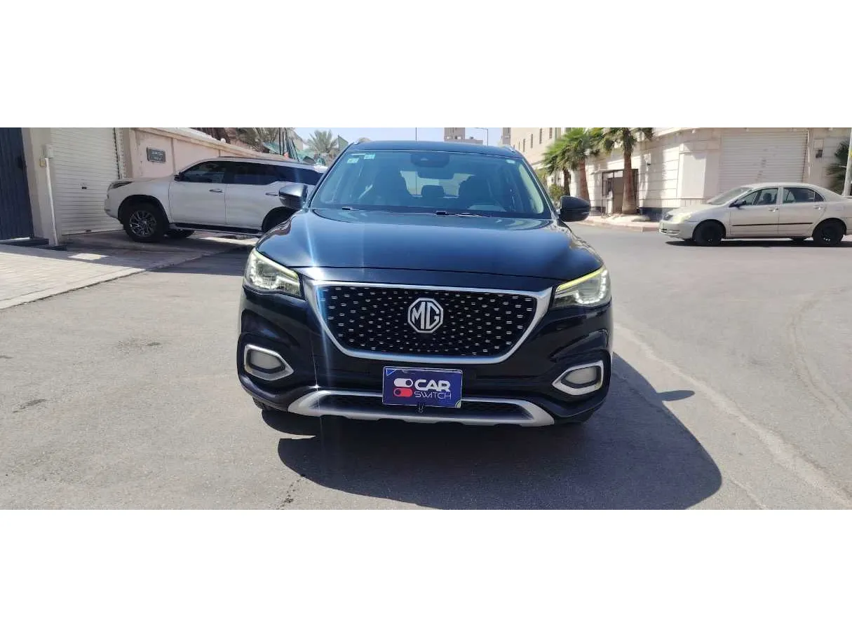 Car image 2