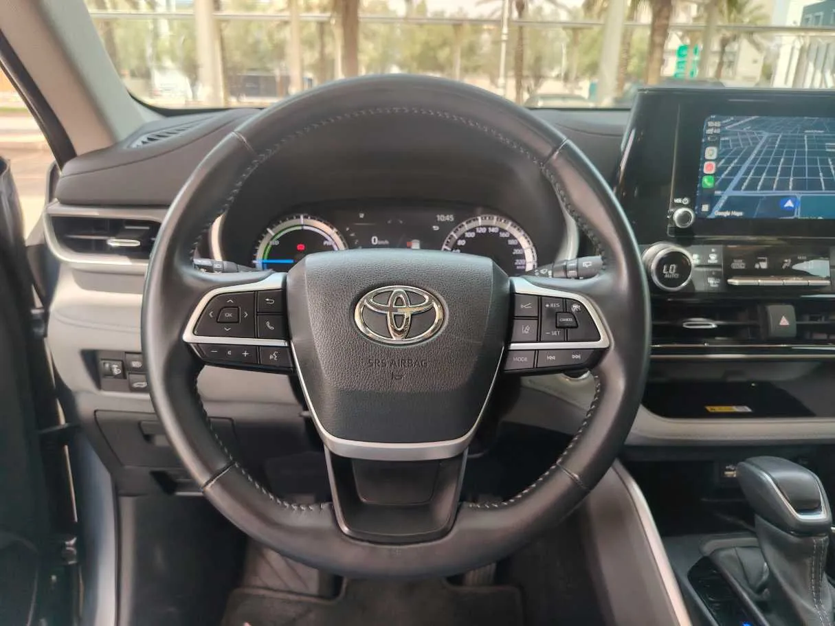 Car image 23