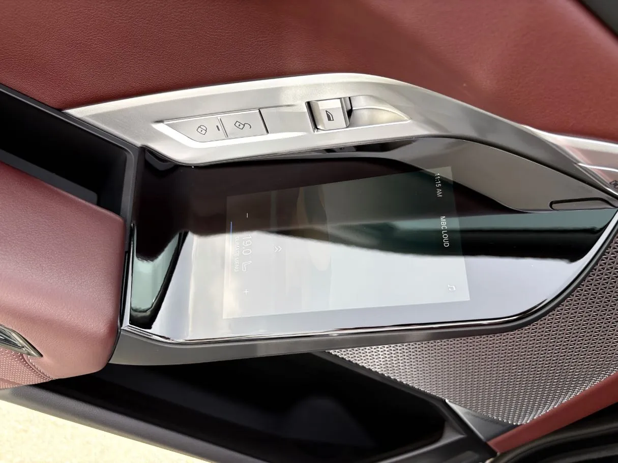 Car image 31