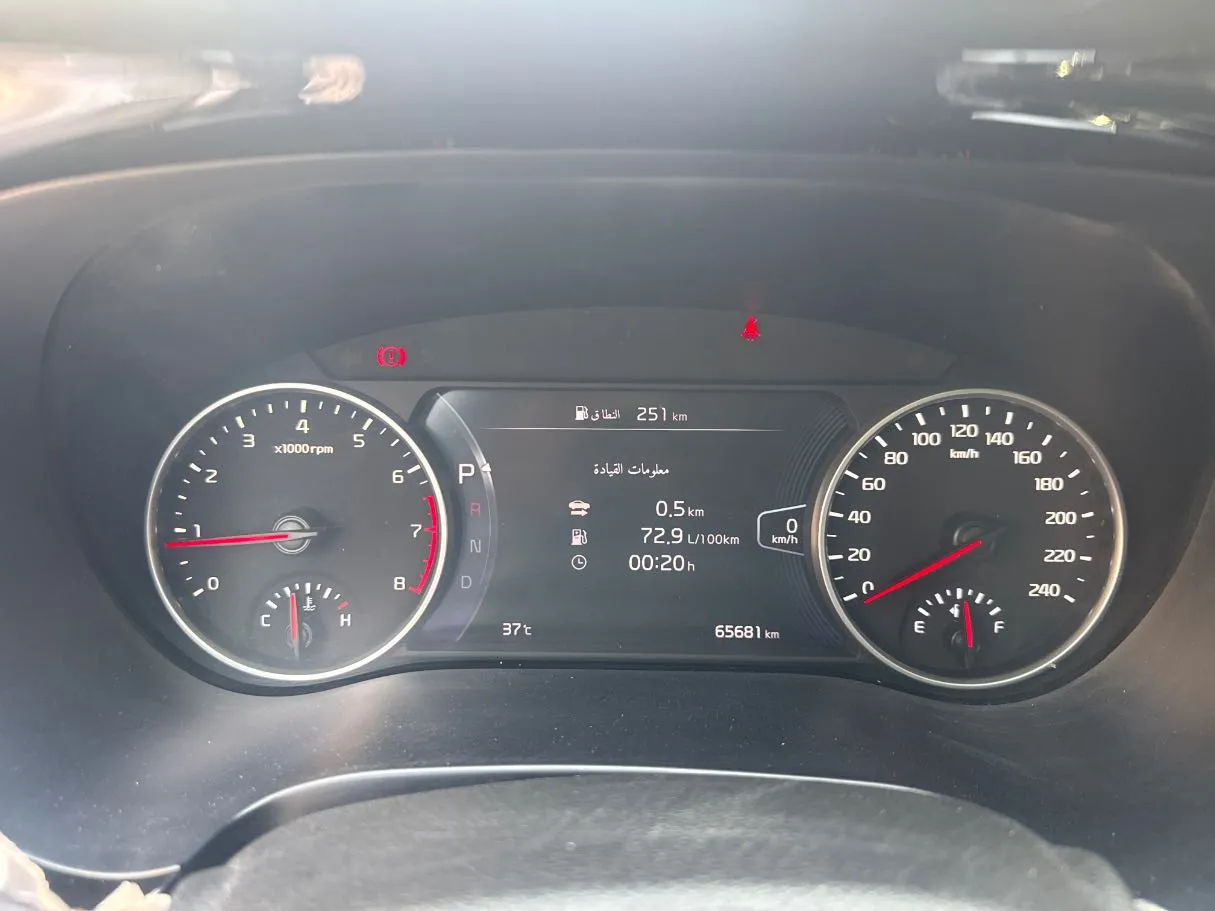 Car image 18
