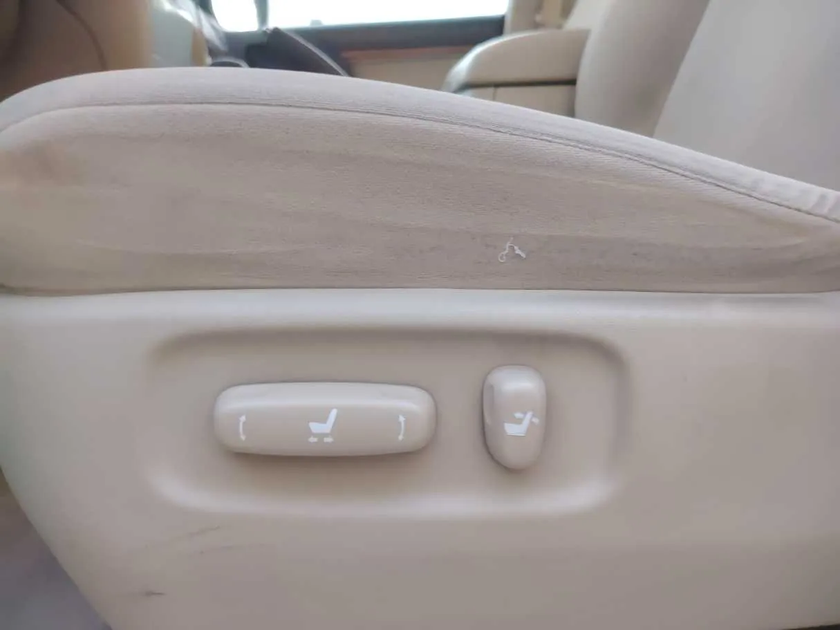 Car image 31