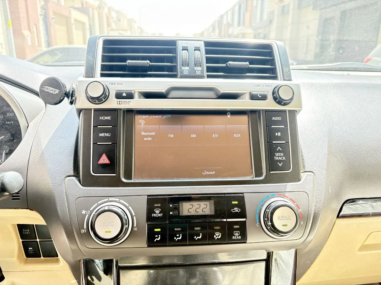 Car image 20
