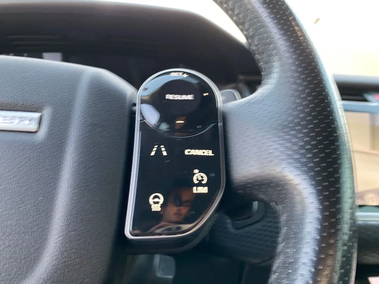 Car image 22