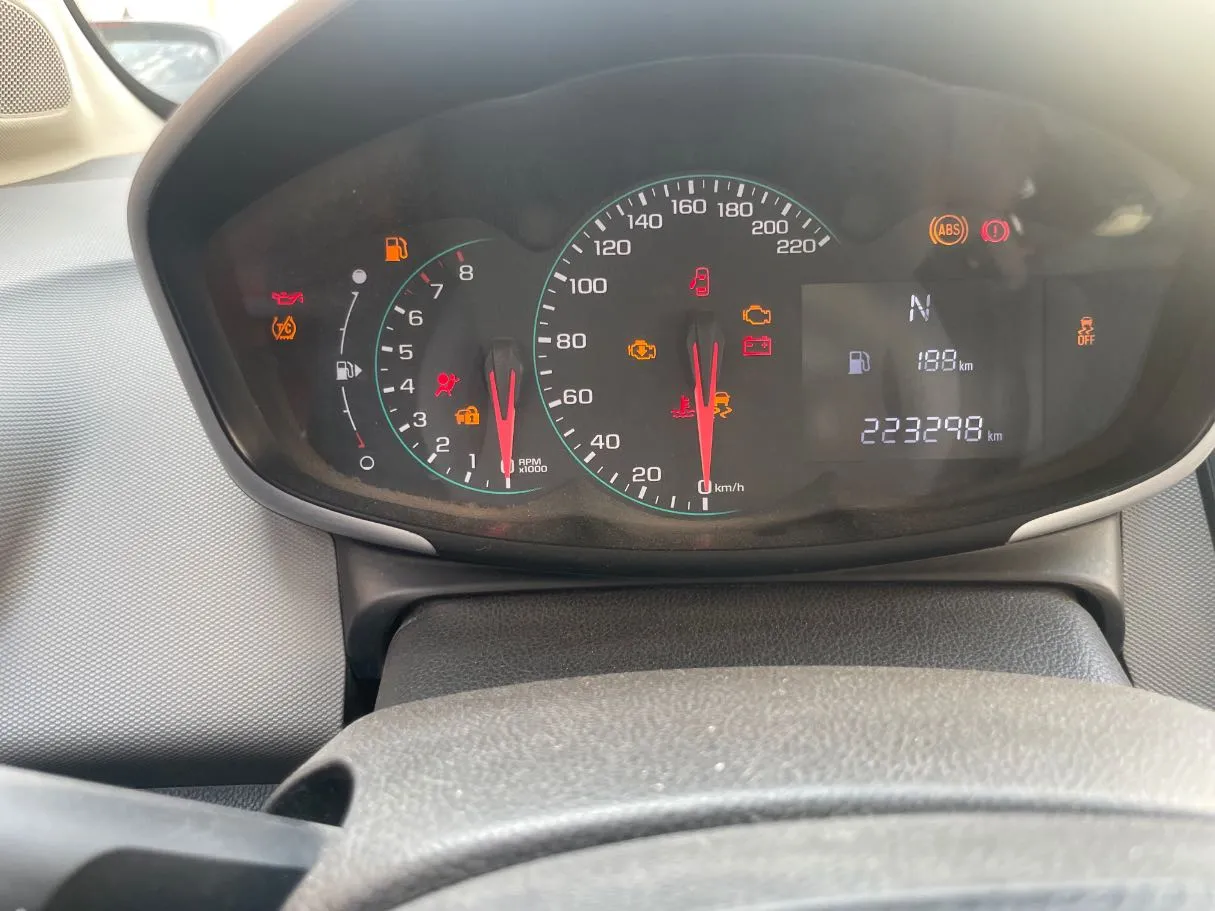 Car image 20