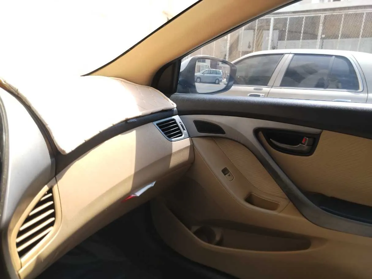 Car image 31