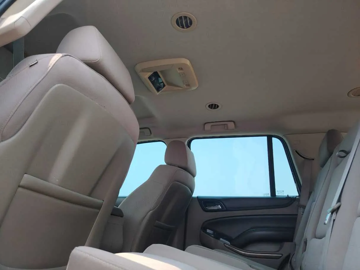Car image 21