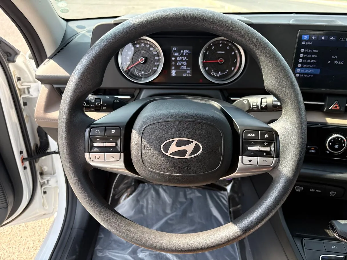 Car image 22