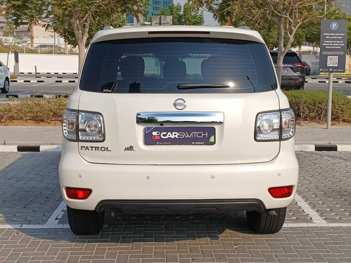 Car image 6