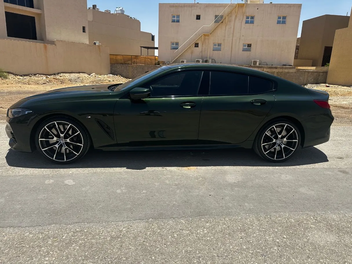 Car image 8