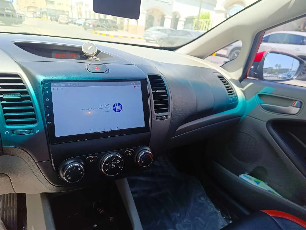 Car image 20