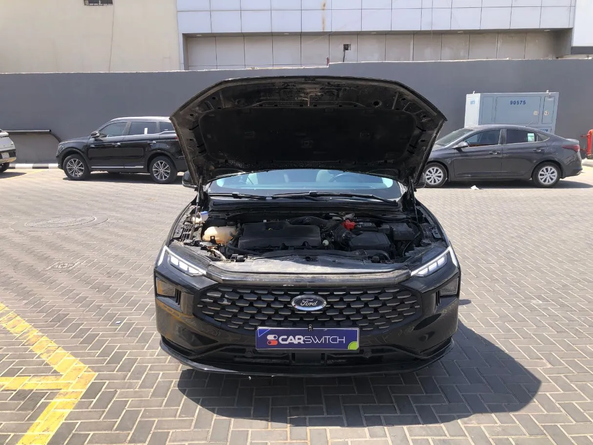 Car image 24