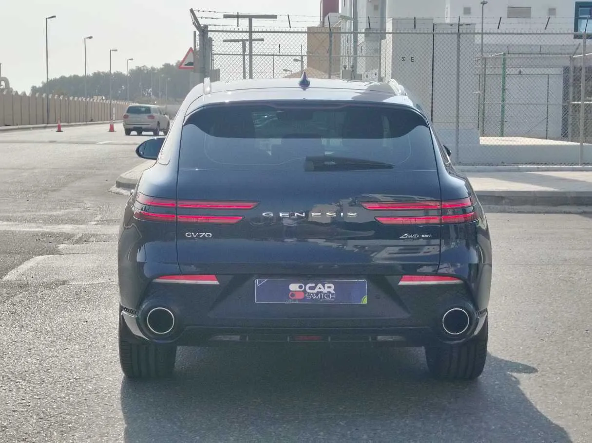 Car image 6