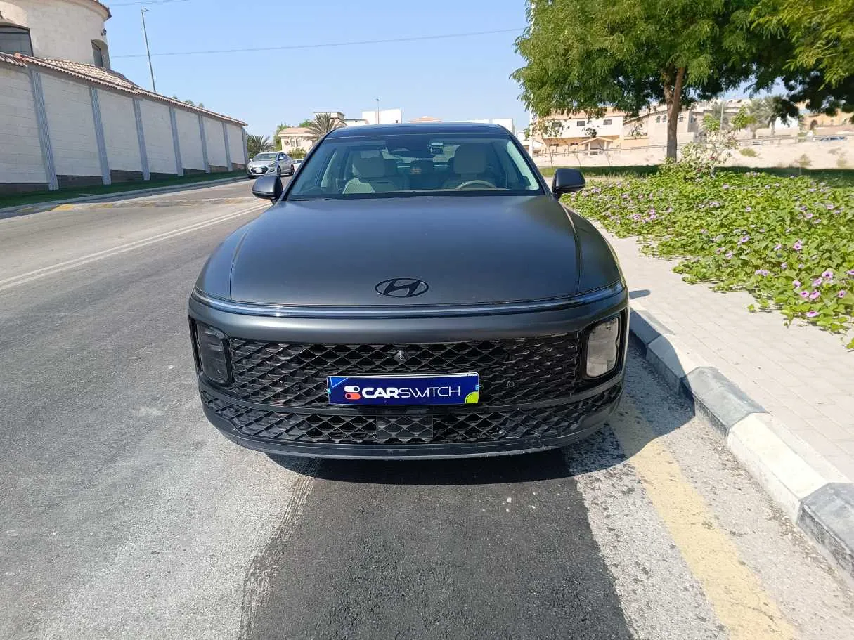 Car image 2