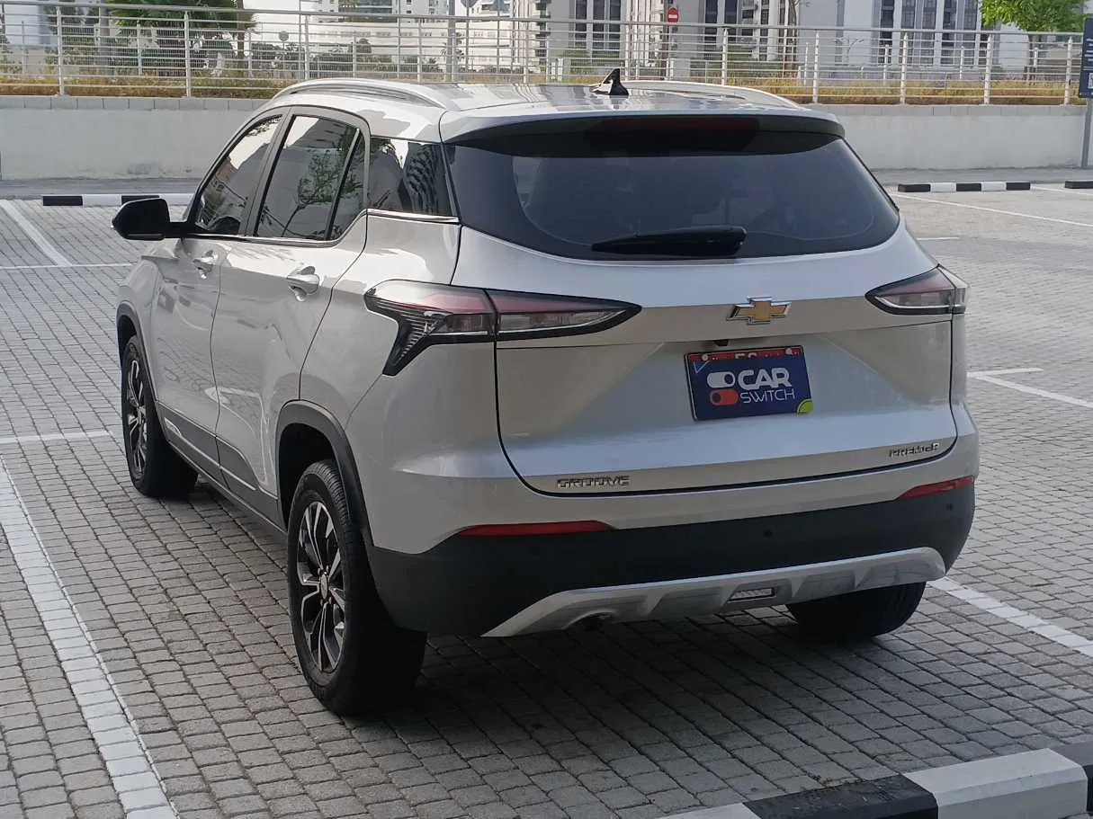 Car image 7