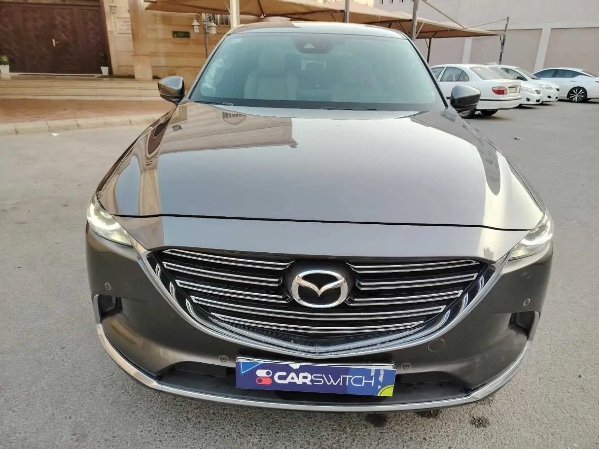 Car image 2