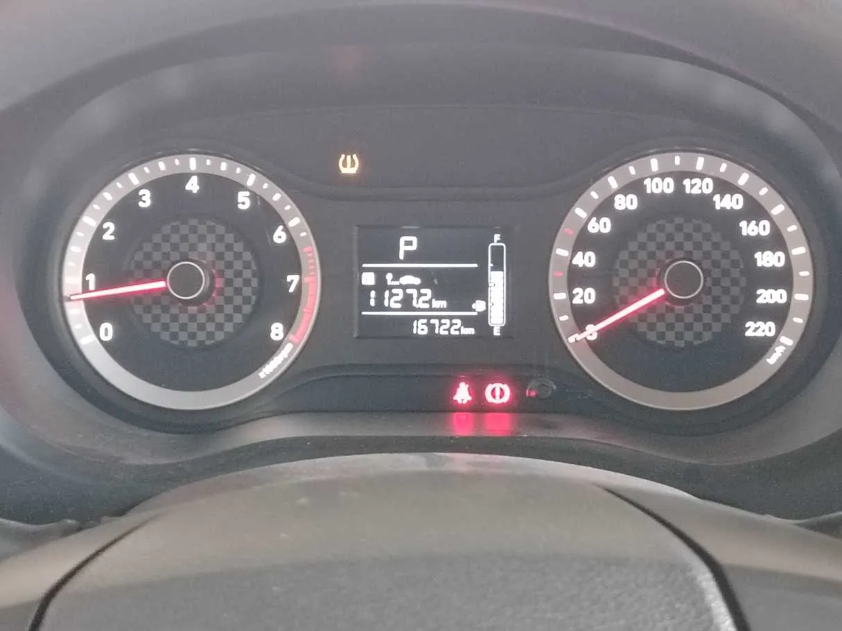 Car image 22