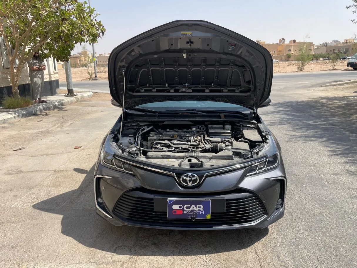 Car image 24
