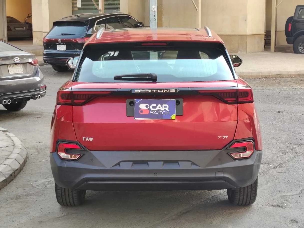 Car image 6